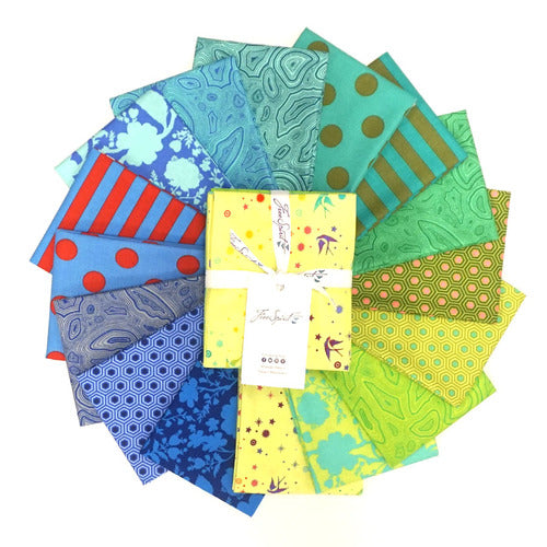 True Colors Fat Quarter Bundle Starling