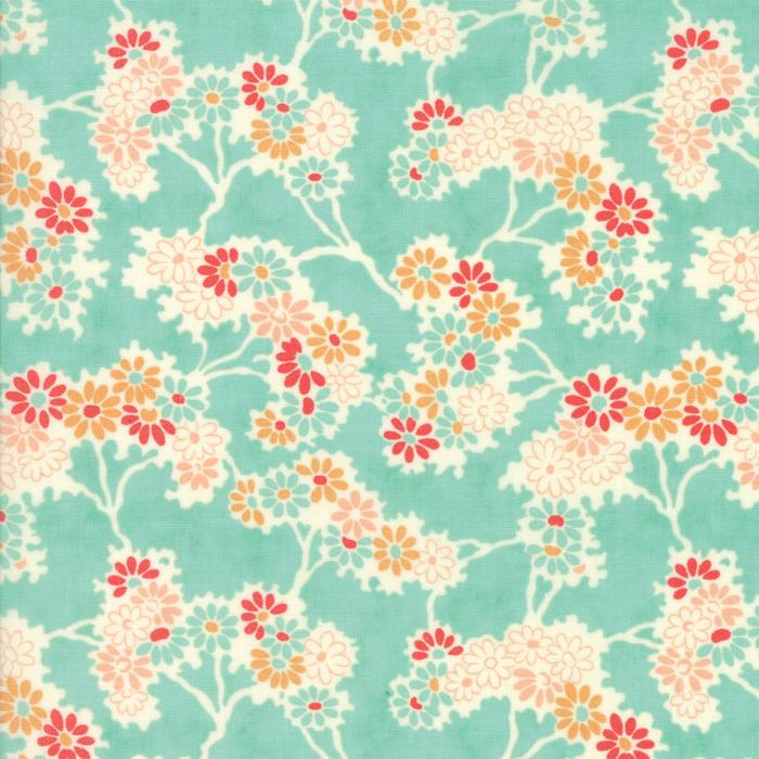 Chestnut Street Daisies Blueberry