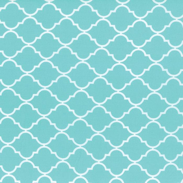 Geometric Quatrefoil Bermuda